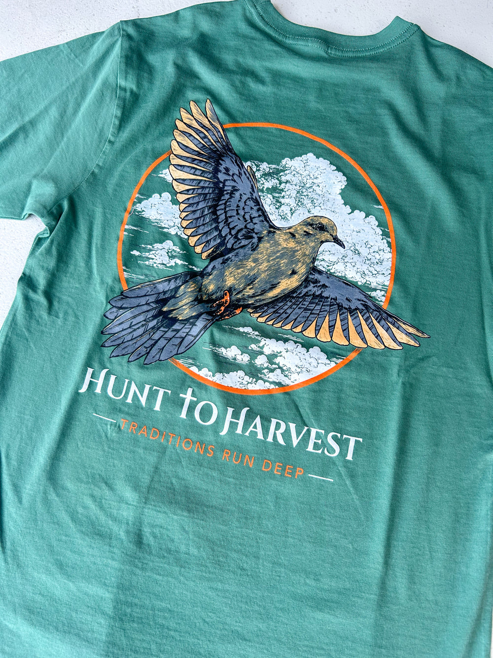 Hunt To Harvest | Flying Dove Tee - Green