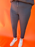 SPANX | AirEssentials Tapered Pant - Very Black