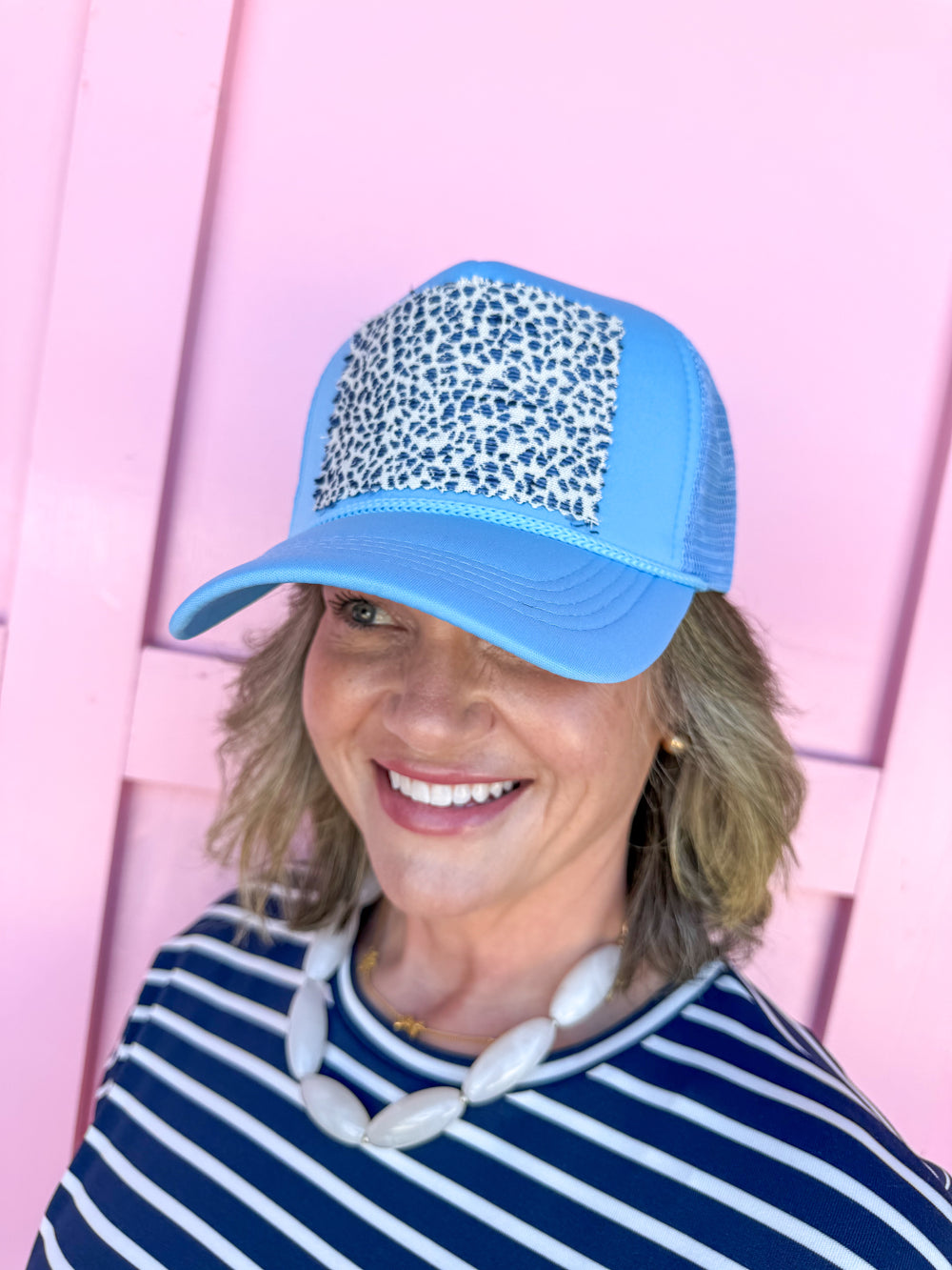 Tucker's Truckers | Breezy Blues - Sky Blue