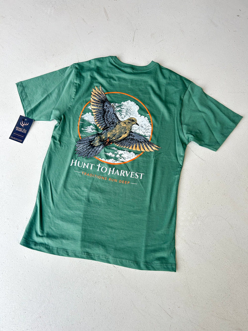 Hunt To Harvest | Flying Dove Tee - Green