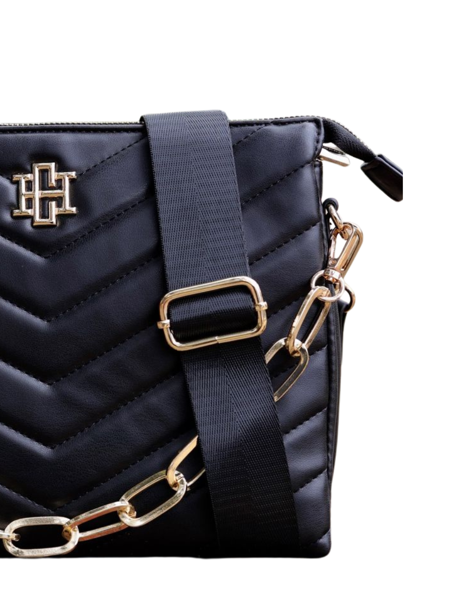 Caroline Hill | Ariana Quilted Crossbody - Black V Quilted