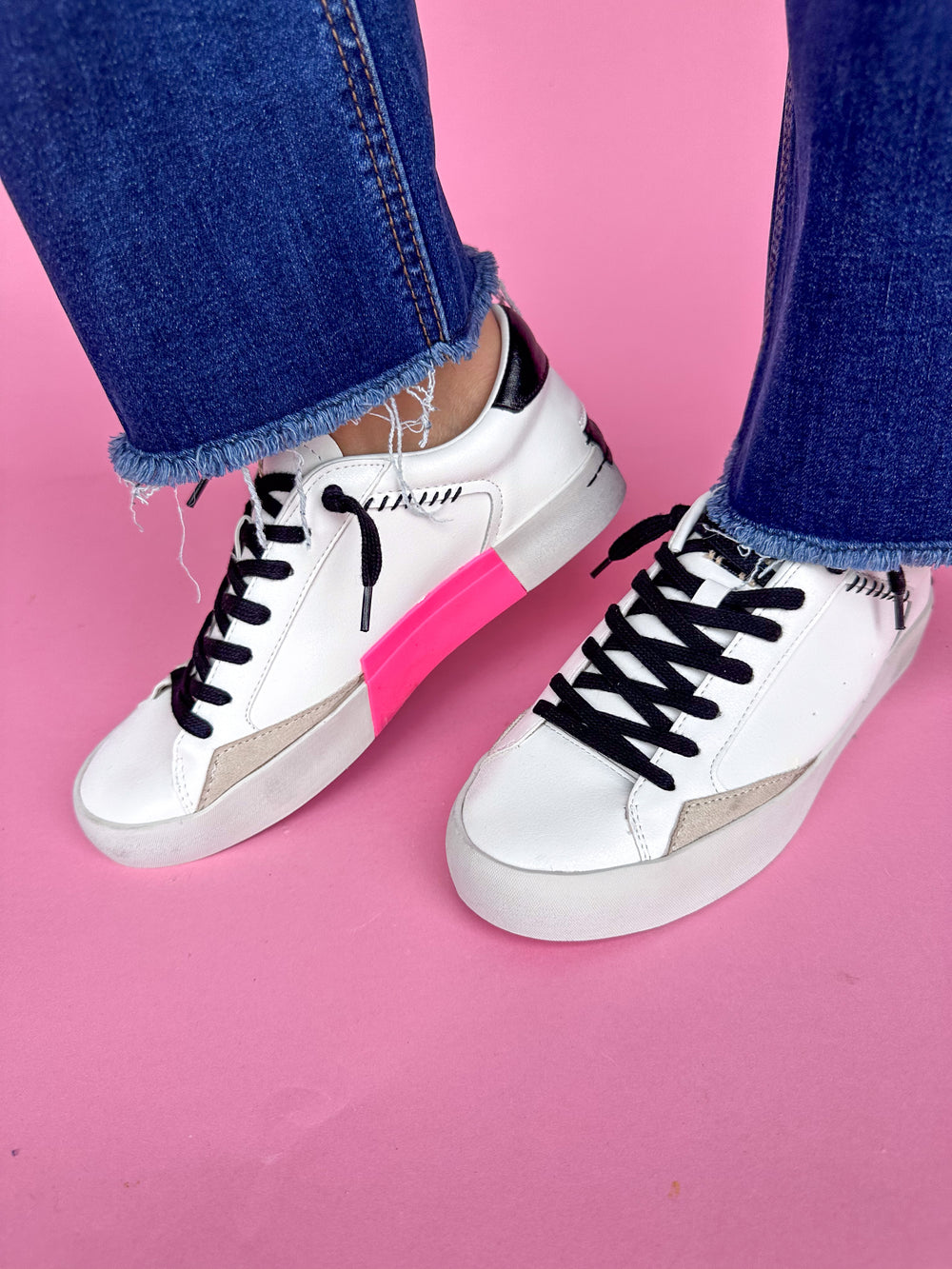 ShuShop | Ruby Sneakers - Black And White