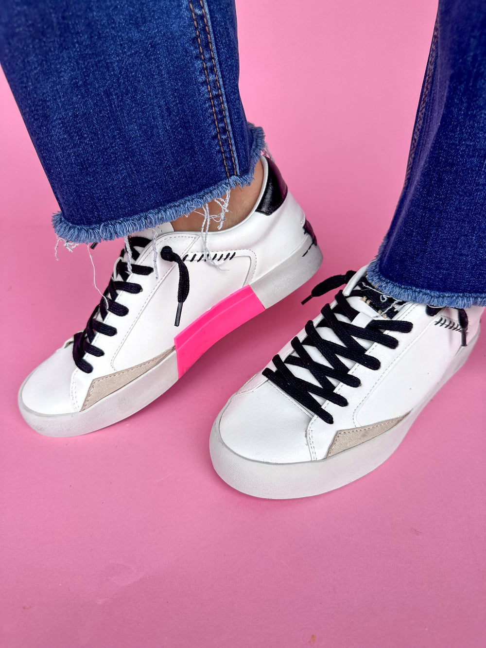 ShuShop | Ruby Sneakers - Black And White