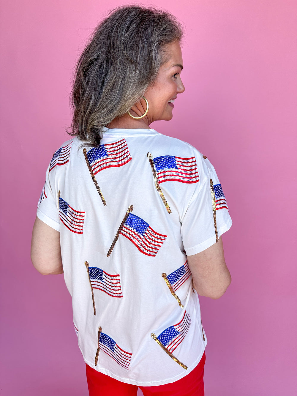 QUEEN OF SPARKLES | White Scattered Metallic American Flag Tee