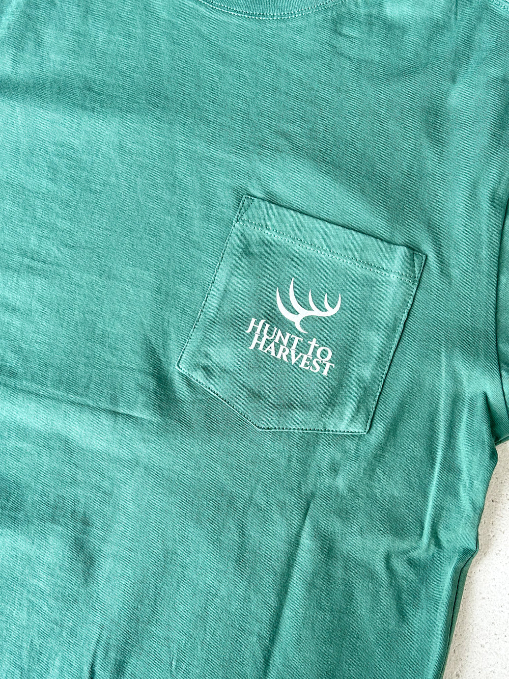 Hunt To Harvest | Flying Dove Tee - Green