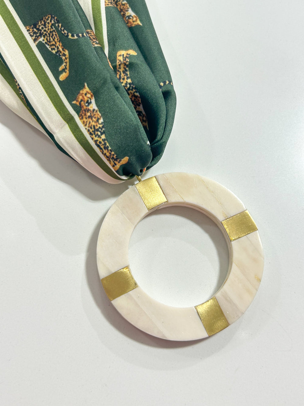 Hart Designs | Assorted Leopard Circle Marble Twilly Necklace