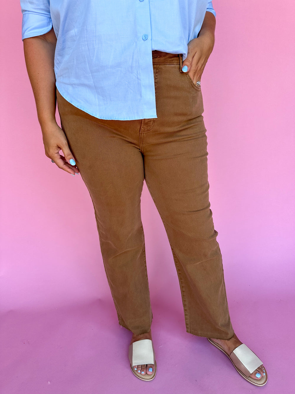 RISEN | High Rise Raw Hem Straight Jeans - Cocoa