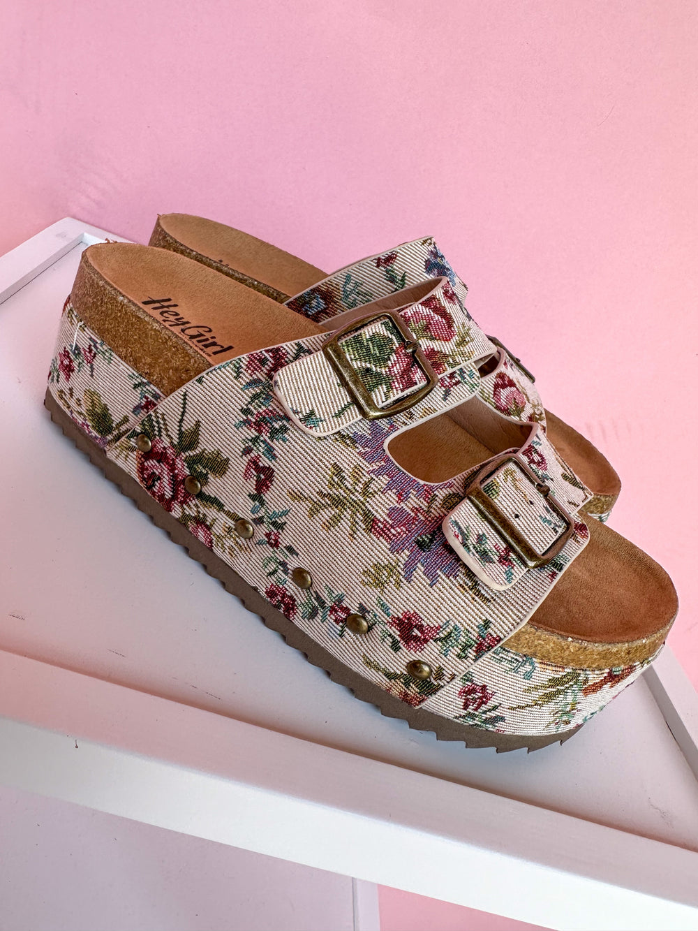 CORKYS | Wannabe - Sand Brocade Floral