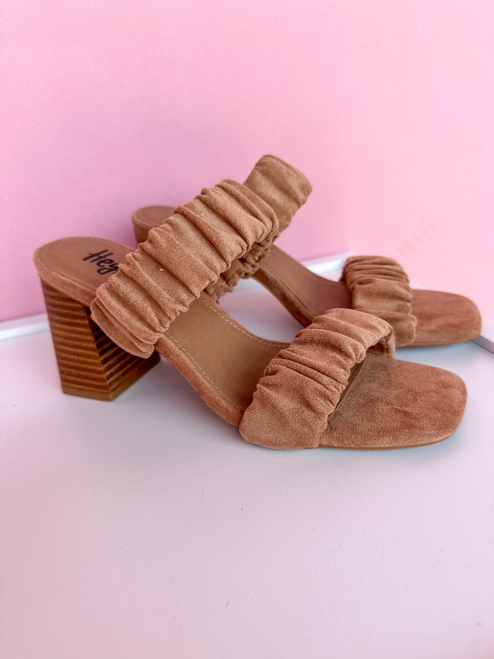 CORKYS | Tropic Like It's Hot - Camel Suede