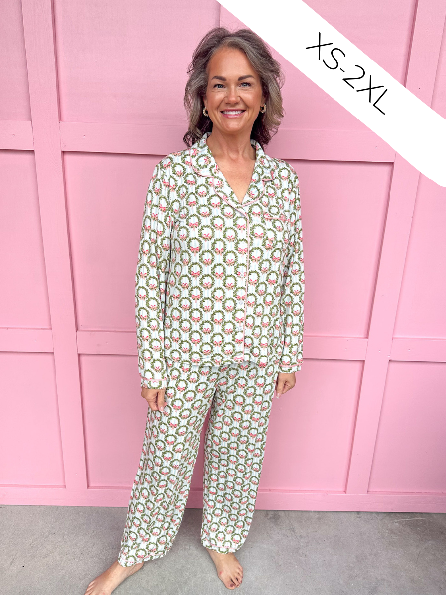 Mary Square | Charlotte L/S Pajama Set - Deck the Halls