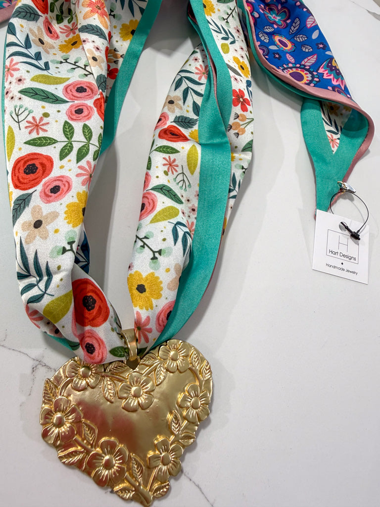 Hart designs | Floral Frenzy Scarf Necklace
