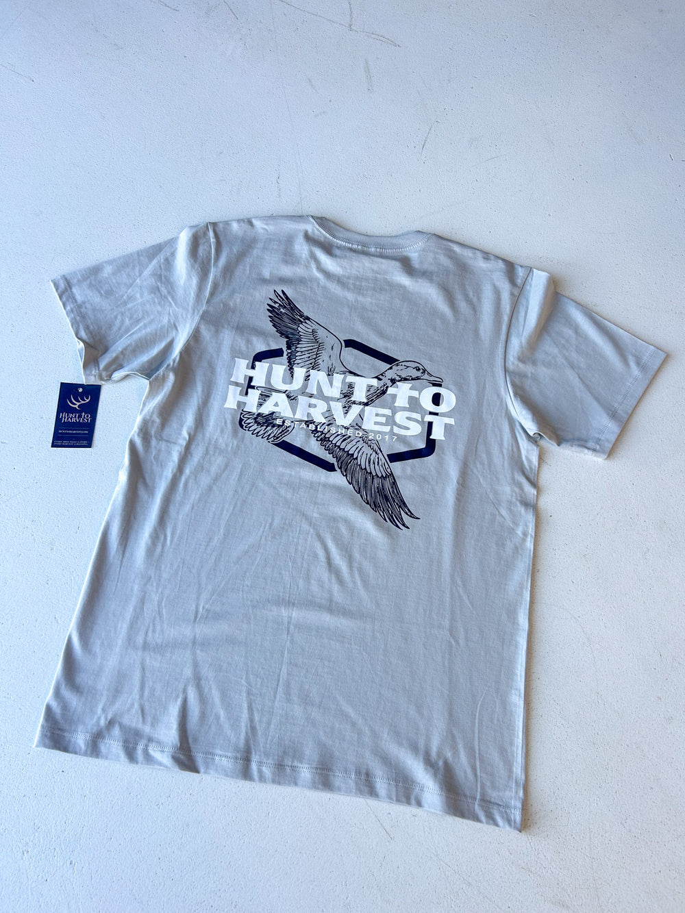 Hunt To Harvest | Duck Badge Tee - Bay