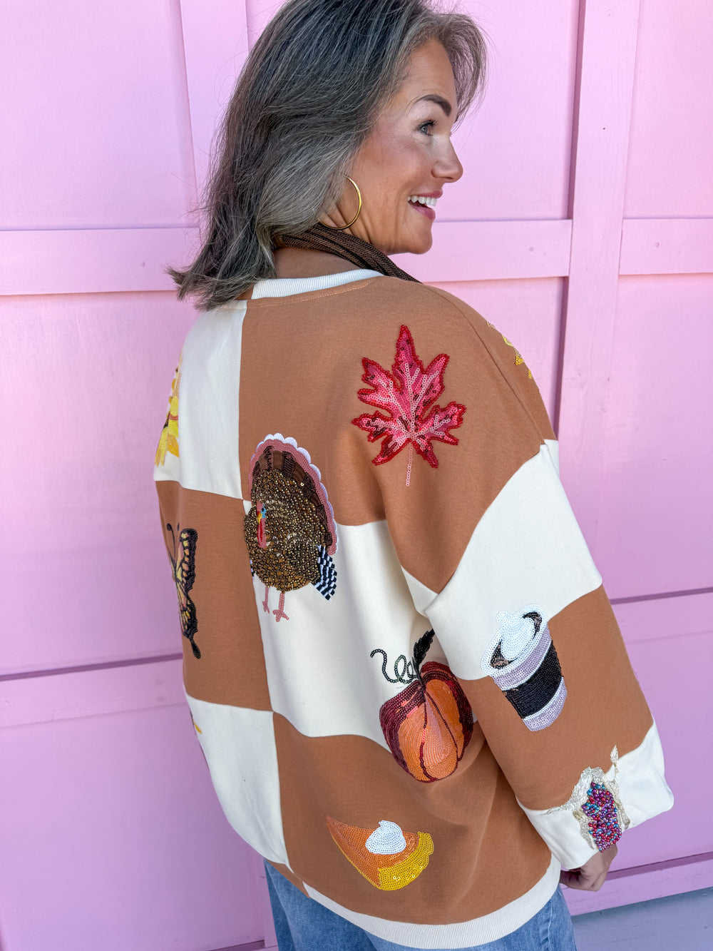 QUEEN OF SPARKLES | Checkered Fall Icon Sweatshirt