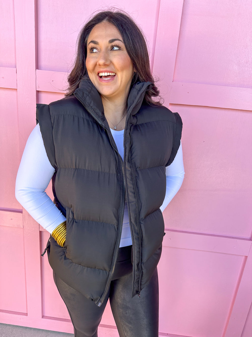 Plush Pause Down Vest - Black