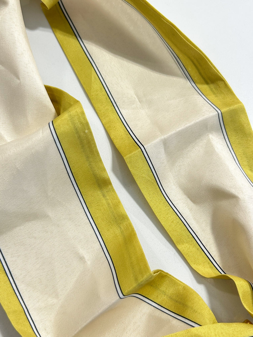 Hart Designs | Yellow Two-Tone Open Medallion Twilly Necklace