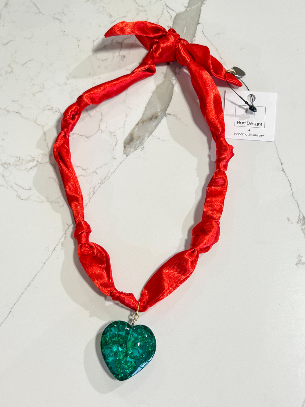 Hart Designs | Scarlet Stone Green Heart Twilly Necklace 