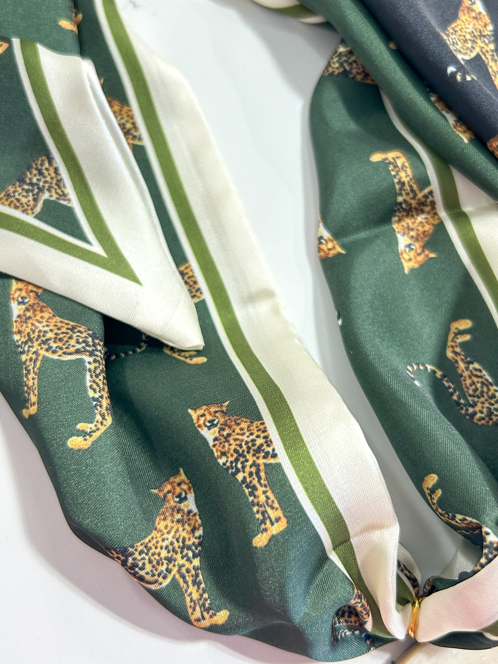 Hart Designs | Assorted Leopard Circle Marble Twilly Necklace