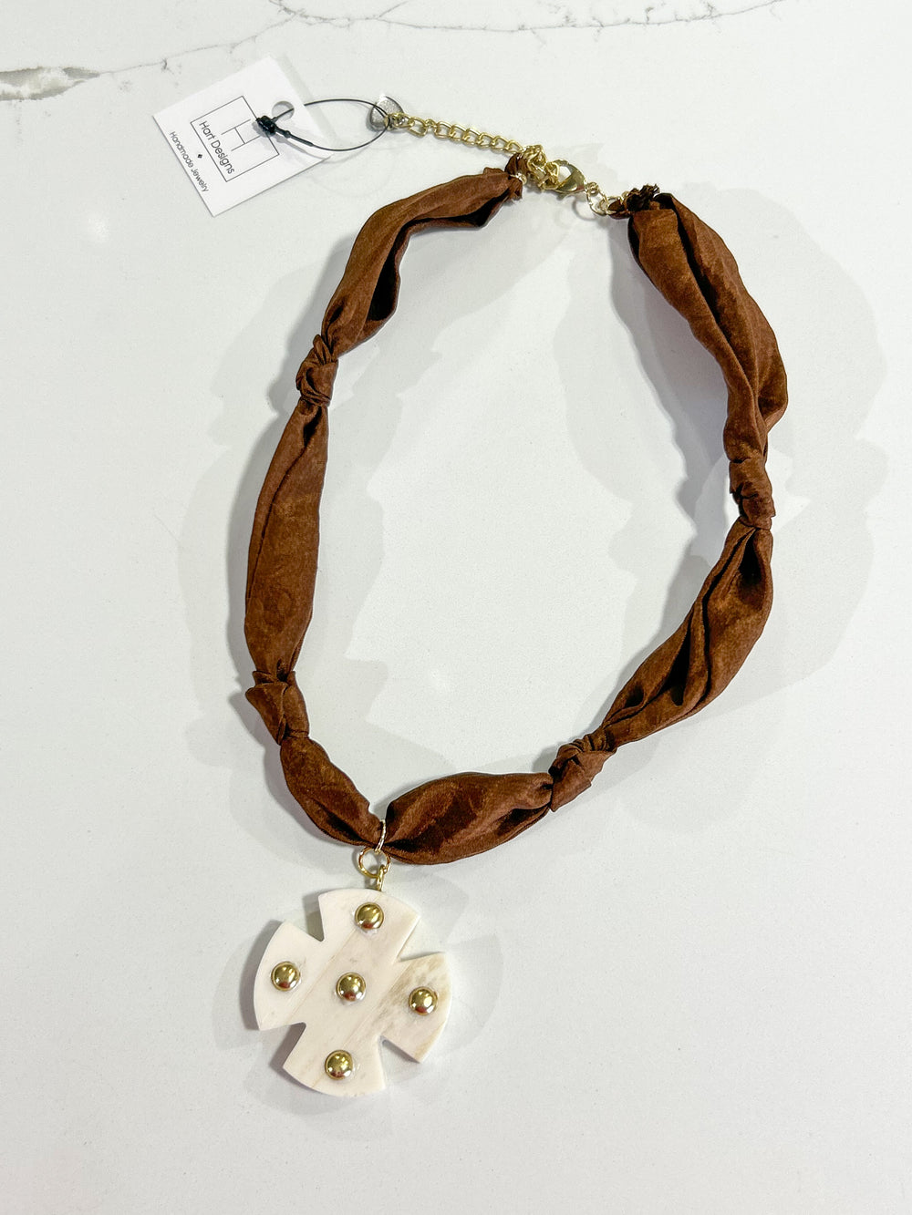 Hart Designs | Assorted Color Marble Clover Scarf Necklace