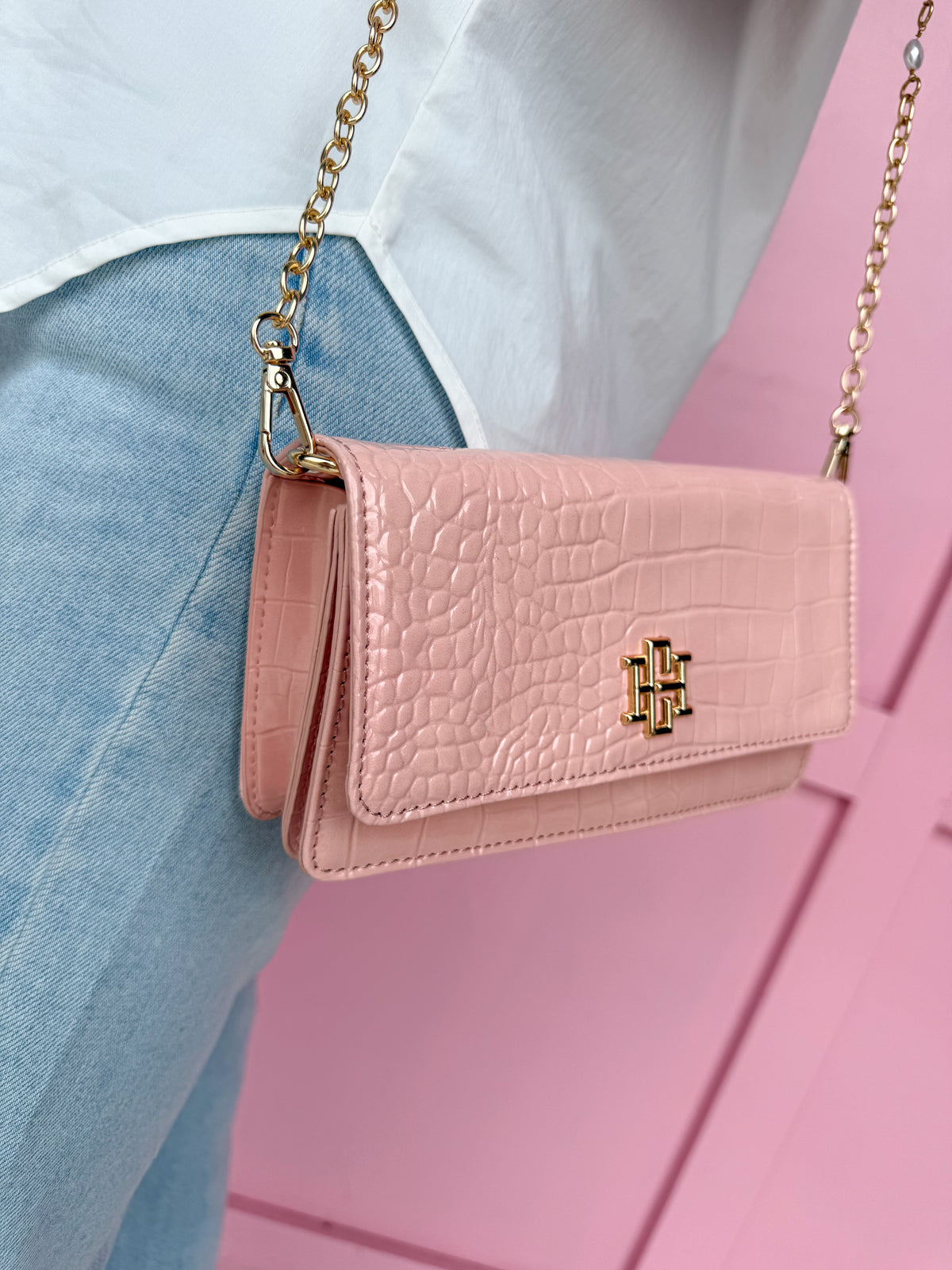 Caroline Hill | Brynleigh Clutch Crossbody - Blush Patent