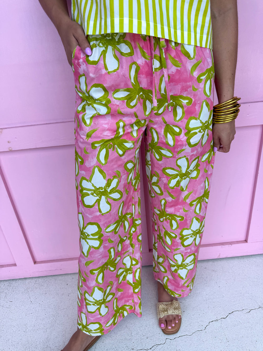 pink green white floral pattern elastic waistband pockets lightweight womens boutique jincy's 
