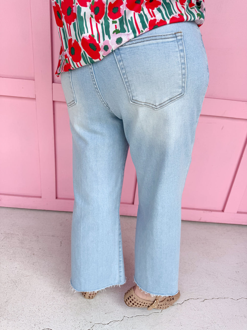 Jincy's Women's Boutique Spring Styles Light Wash Just Black Denim Wide Leg Jeans