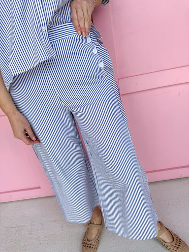 Jincy's Women's Boutique Spring Styles Seersucker Stripe Navy Pants
