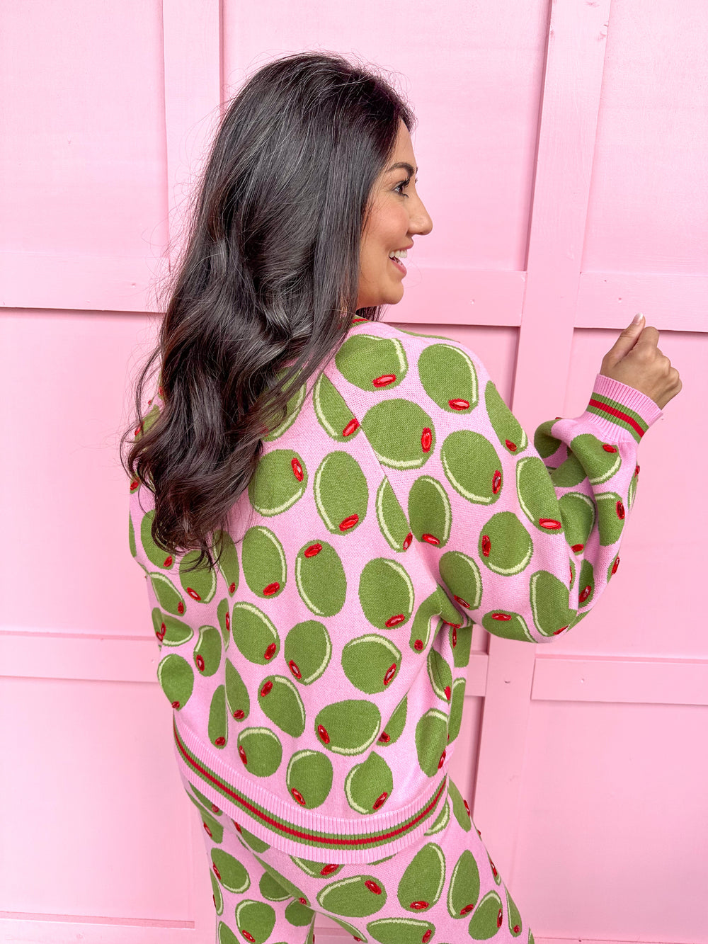 QUEEN OF SPARKLES | Pink Olive Cardigan