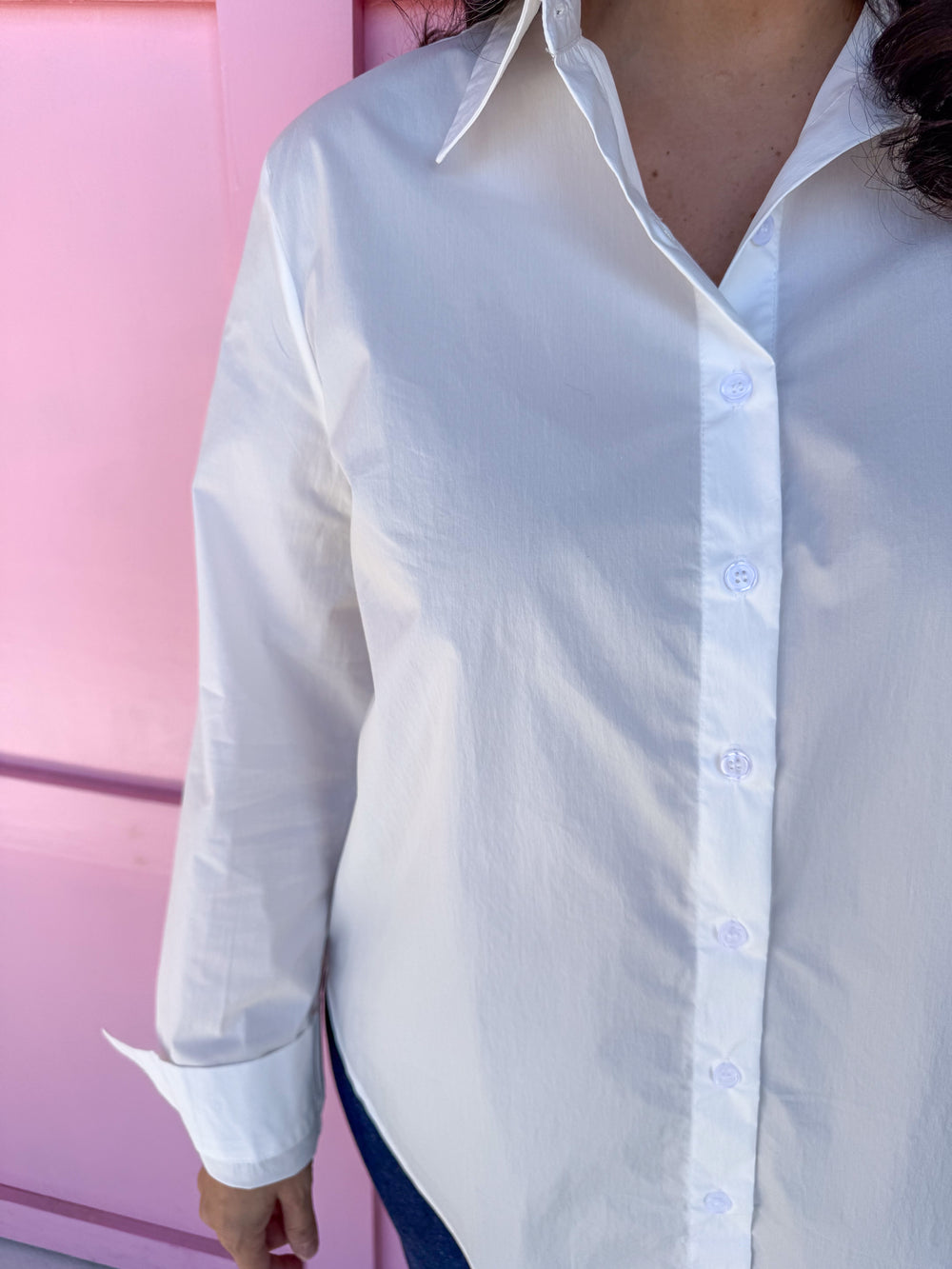Jincy's Women's Boutique Classica White Button Up Collared Shirt