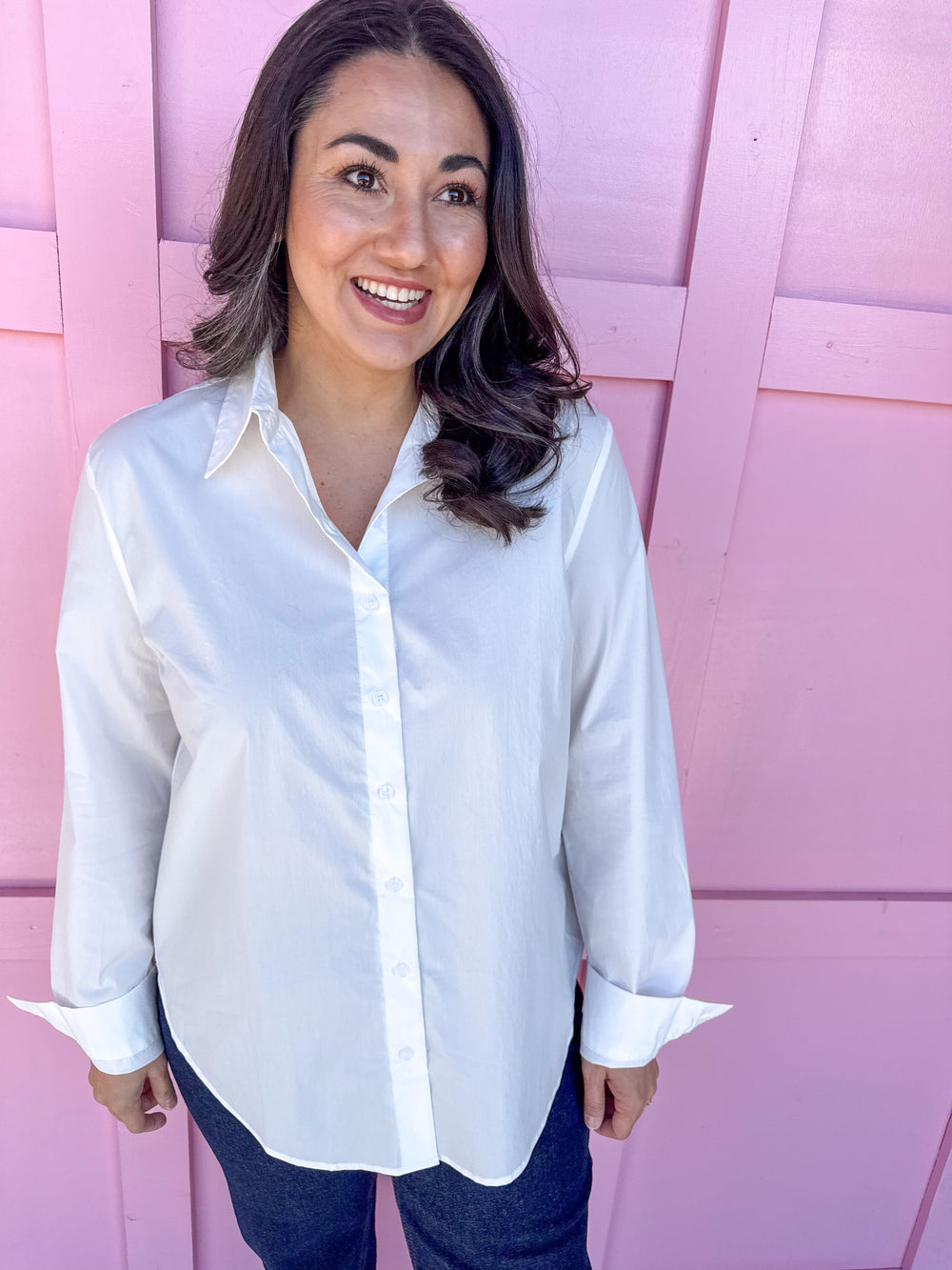 Jincy's Women's Boutique Classica White Button Up Collared Shirt