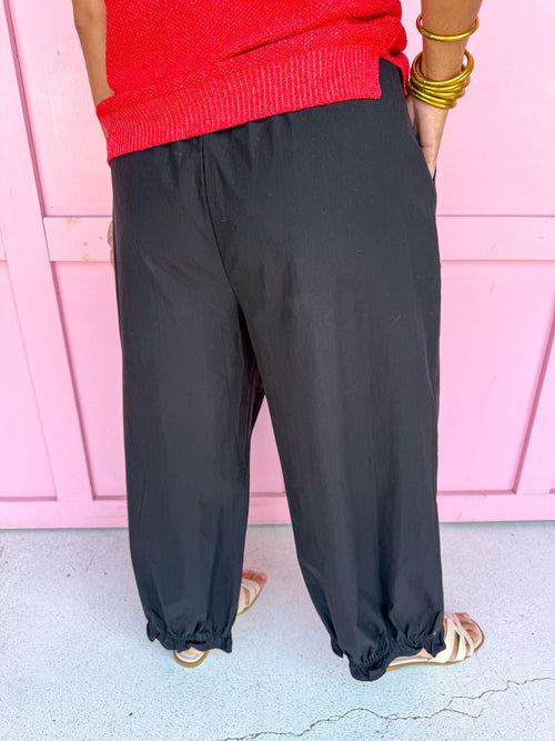 Jincy's Women's Boutique Game Day Black Elastic Waist Jogger Style Balloon Pants Everyday Wear Entro P33245