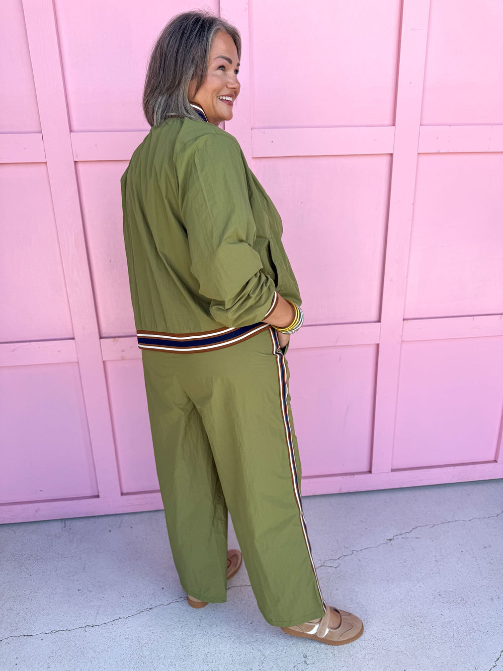 Jincy's Women's Boutique Olive Track Set with Stripe Trim 2 Piece Set Entro M51254