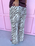 Jincy's Women's Boutique Statement Tiger Zebra Print Stripe Wide Leg Pants Everyday Wear Entro P31561