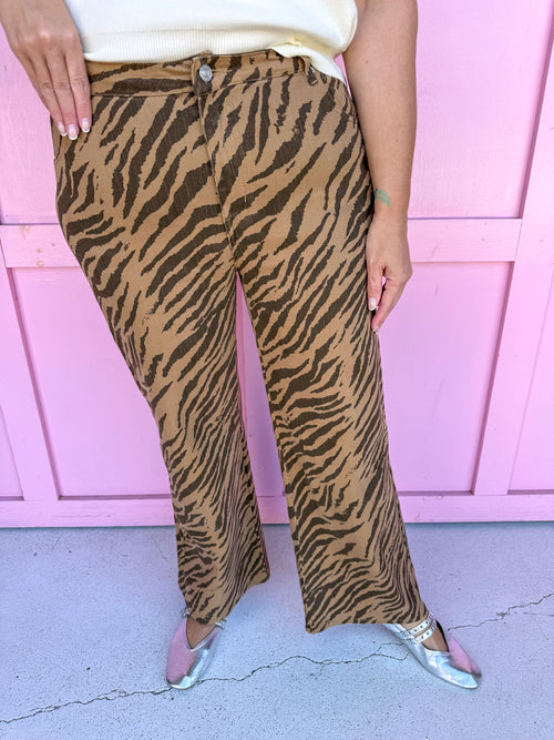 Jincy's Women's Boutique Statement Tiger Zebra Print Stripe Wide Leg Pants Everyday Wear Entro P31561