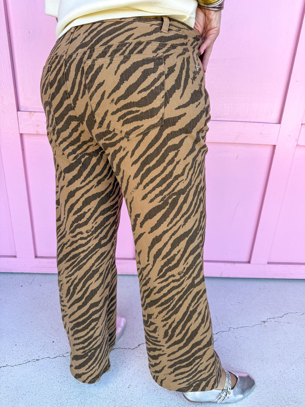 Jincy's Women's Boutique Statement Tiger Zebra Print Stripe Wide Leg Pants Everyday Wear Entro P31561