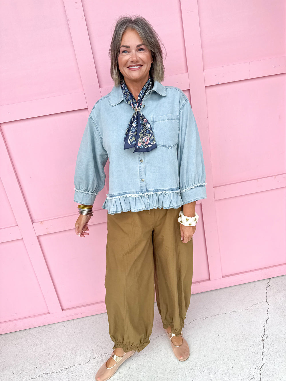 Jincy's Womens Boutique Denim 3/4 Sleeve Shirt with Raw Ruffle Hem Everyday Wear First Of Fall Collection Entro R7448