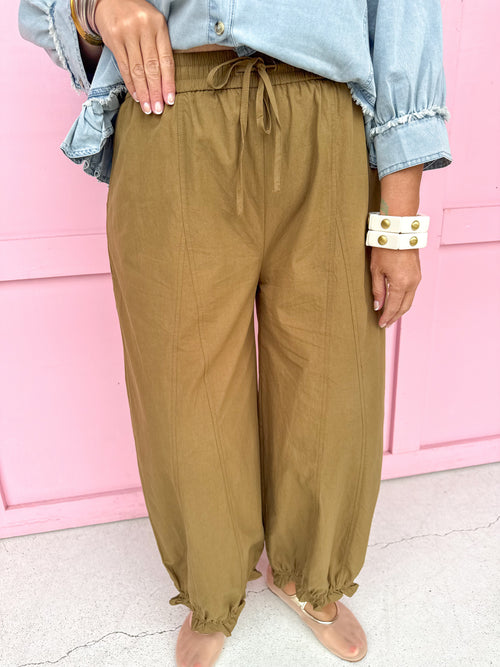 Jincy's Womens Boutique Olive Jogger Style Pants Elastic Waistband Everyday Wear First Of Fall Collection Entro P33245