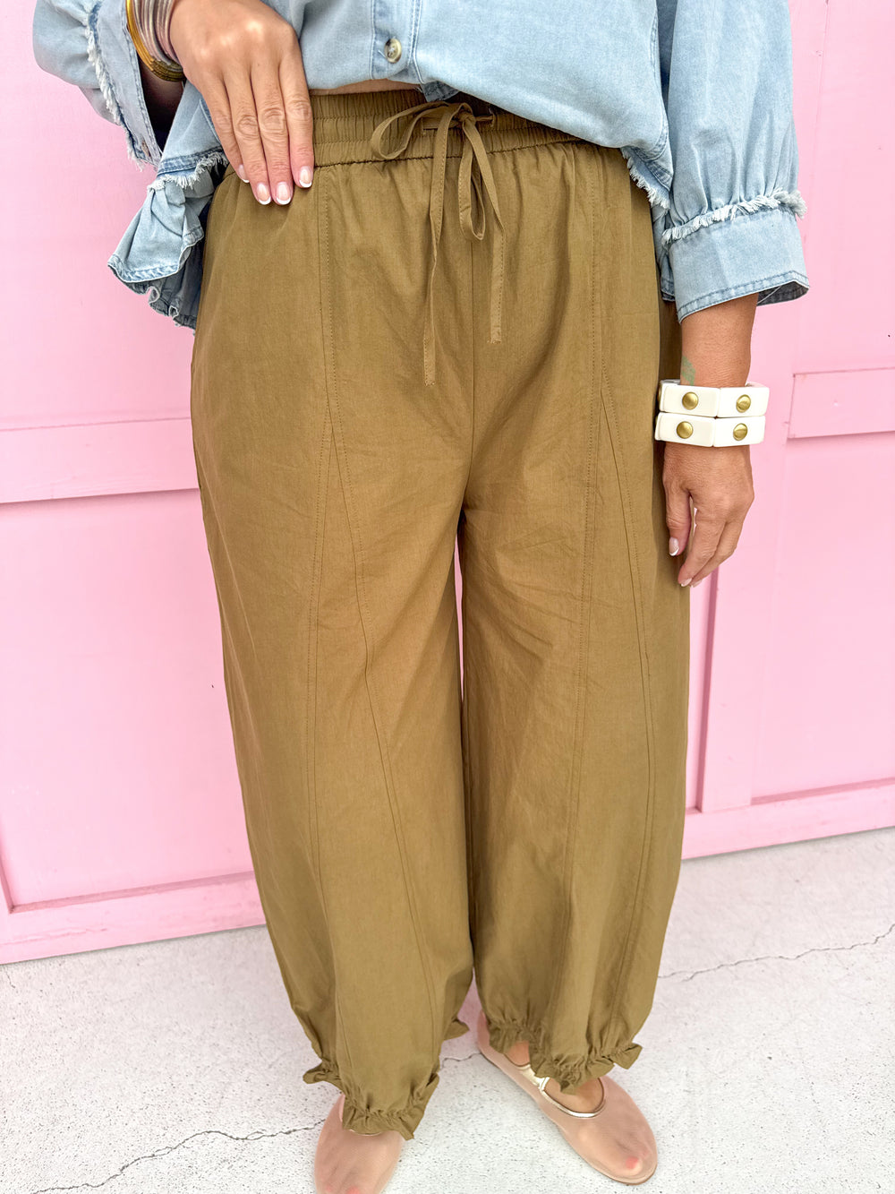 Jincy's Womens Boutique Olive Jogger Style Pants Elastic Waistband Everyday Wear First Of Fall Collection Entro P33245