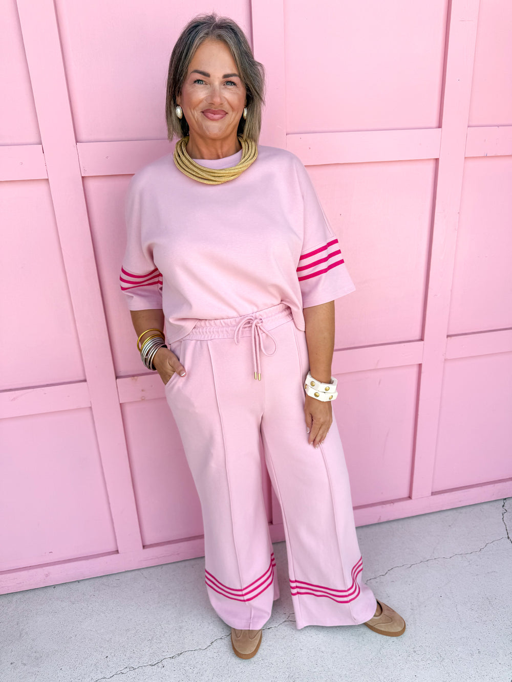 Jincy's Womens Boutique Pink Stripe Accent Two Piece Lounge Set Elastic Waistband Everyday Wear First Of Fall Collection Entro T30626
