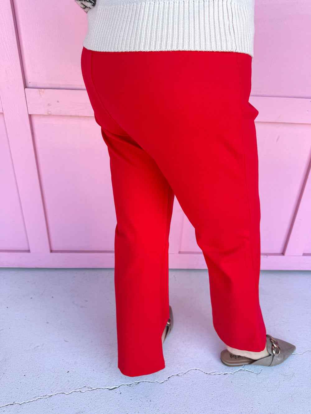 Jincy's Women's Boutique Straight & Chic Pants in Red