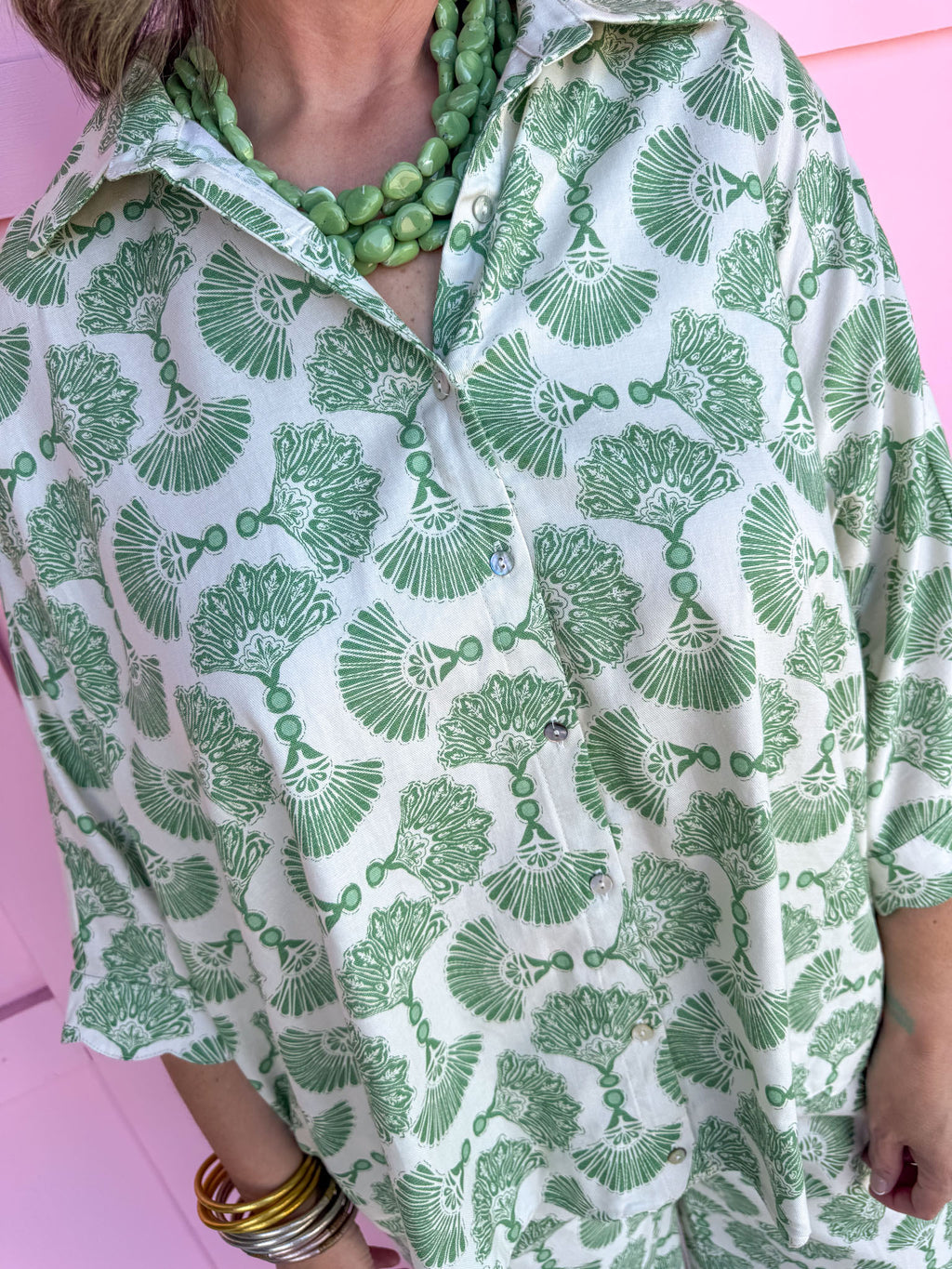 Collared Full Button Front Dolman Style Scallop Cuff Hem Sleeve green white womens boutique jincy's