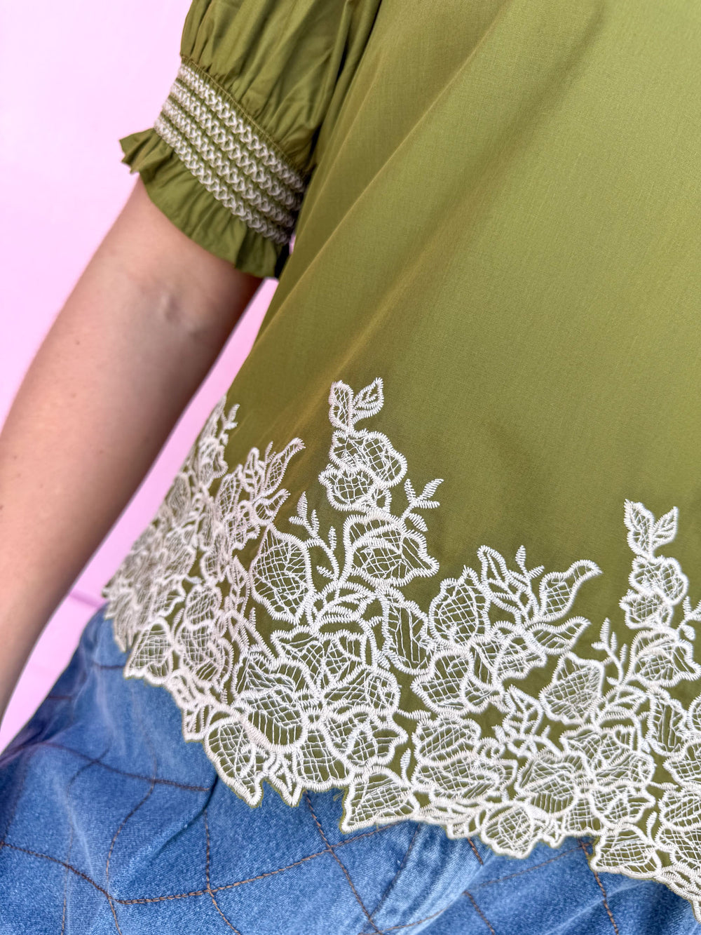 balloon sleeves detailed hem ruffle collar button vneck womens boutique Jincy's