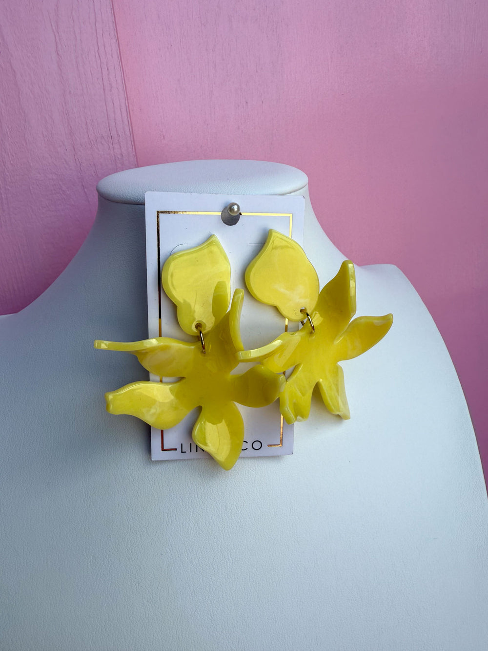 LINNY CO | Flora - Butter Yellow
