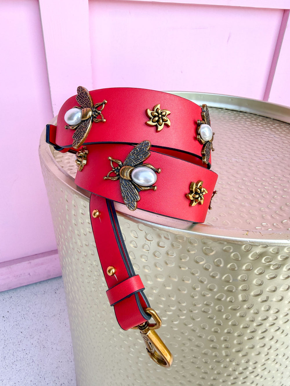 CLEARLY | Bee Strap - Red