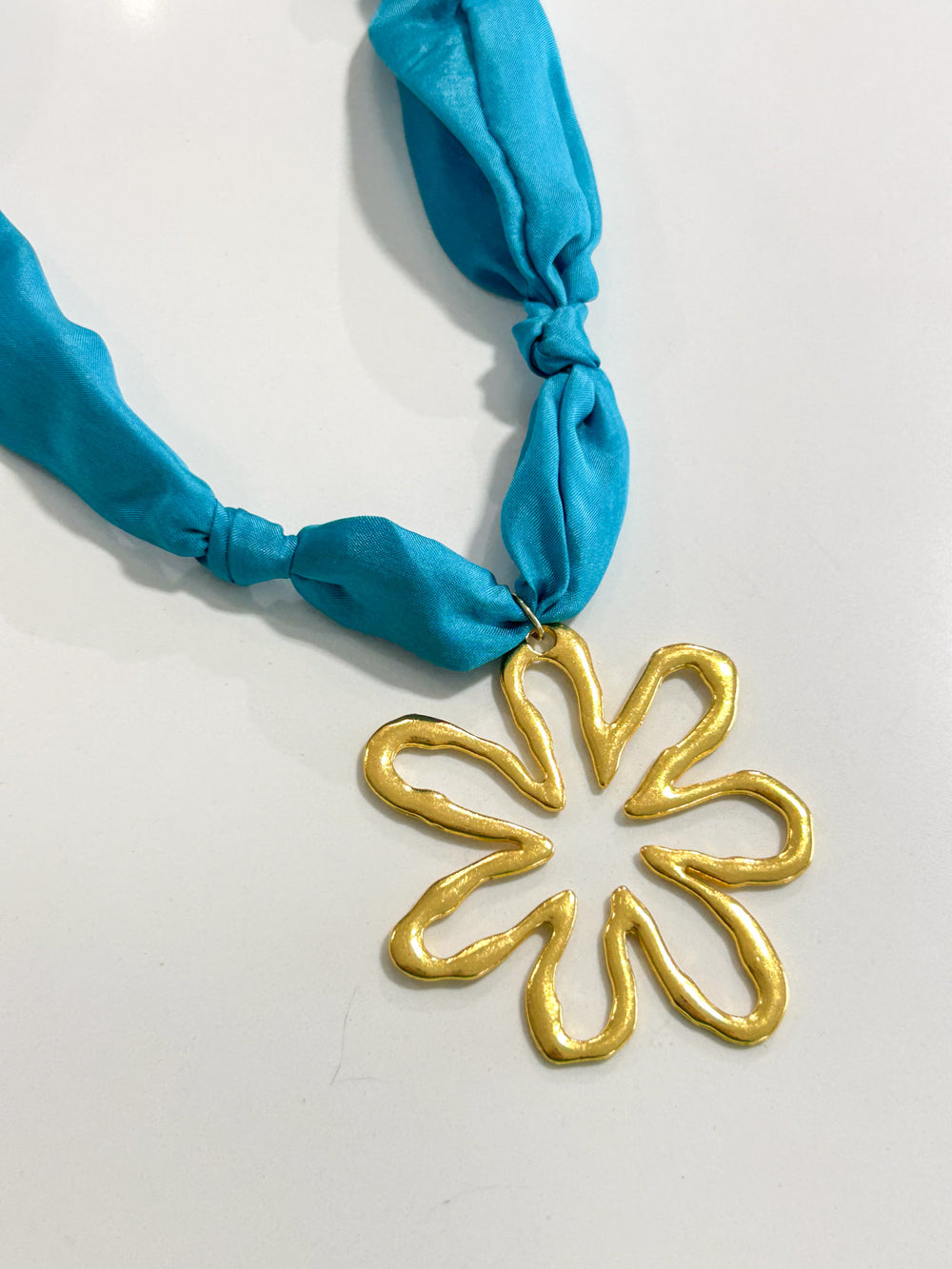 Hart Designs | Bubble Blue Open Flower Scarf Necklace 