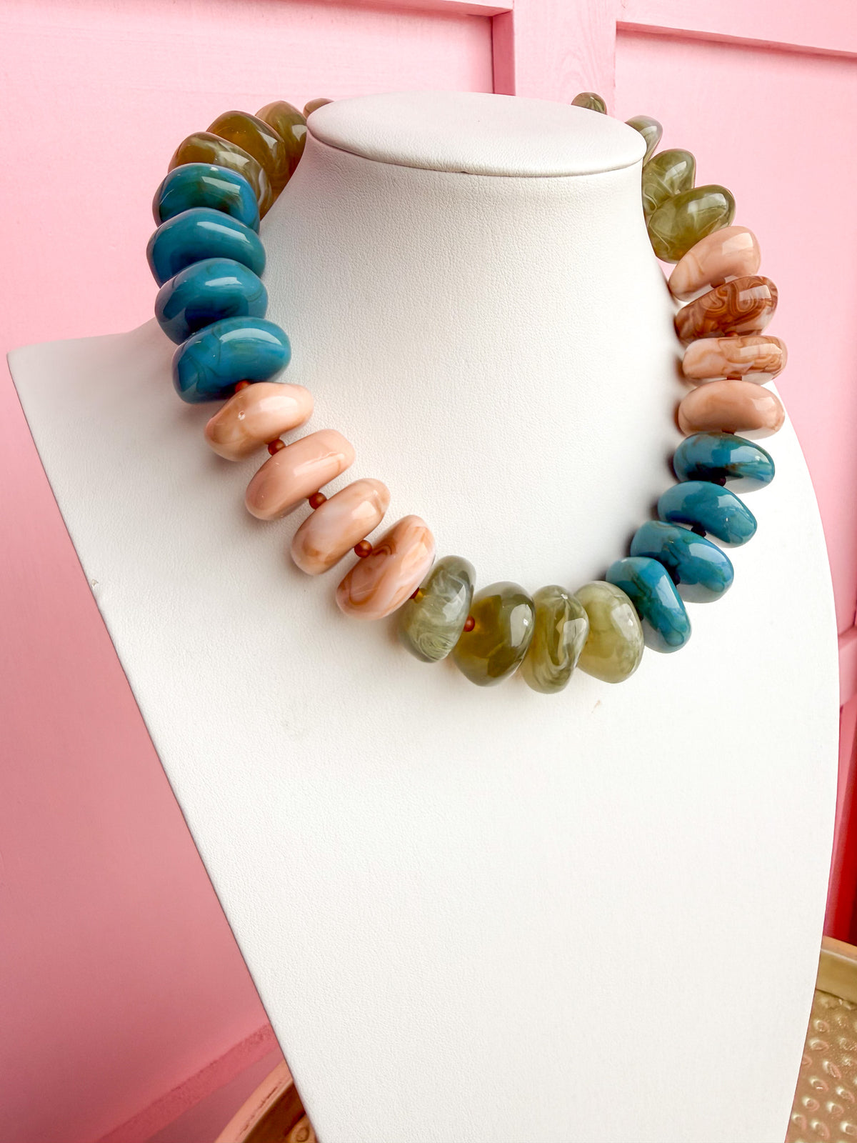LOVE LEMON LANE | Chunky Rondelle Beaded Necklace - Green Multi
