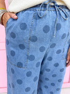 JINCY'S | CROP - Polka Dot Pants - Light Wash - PREORDER