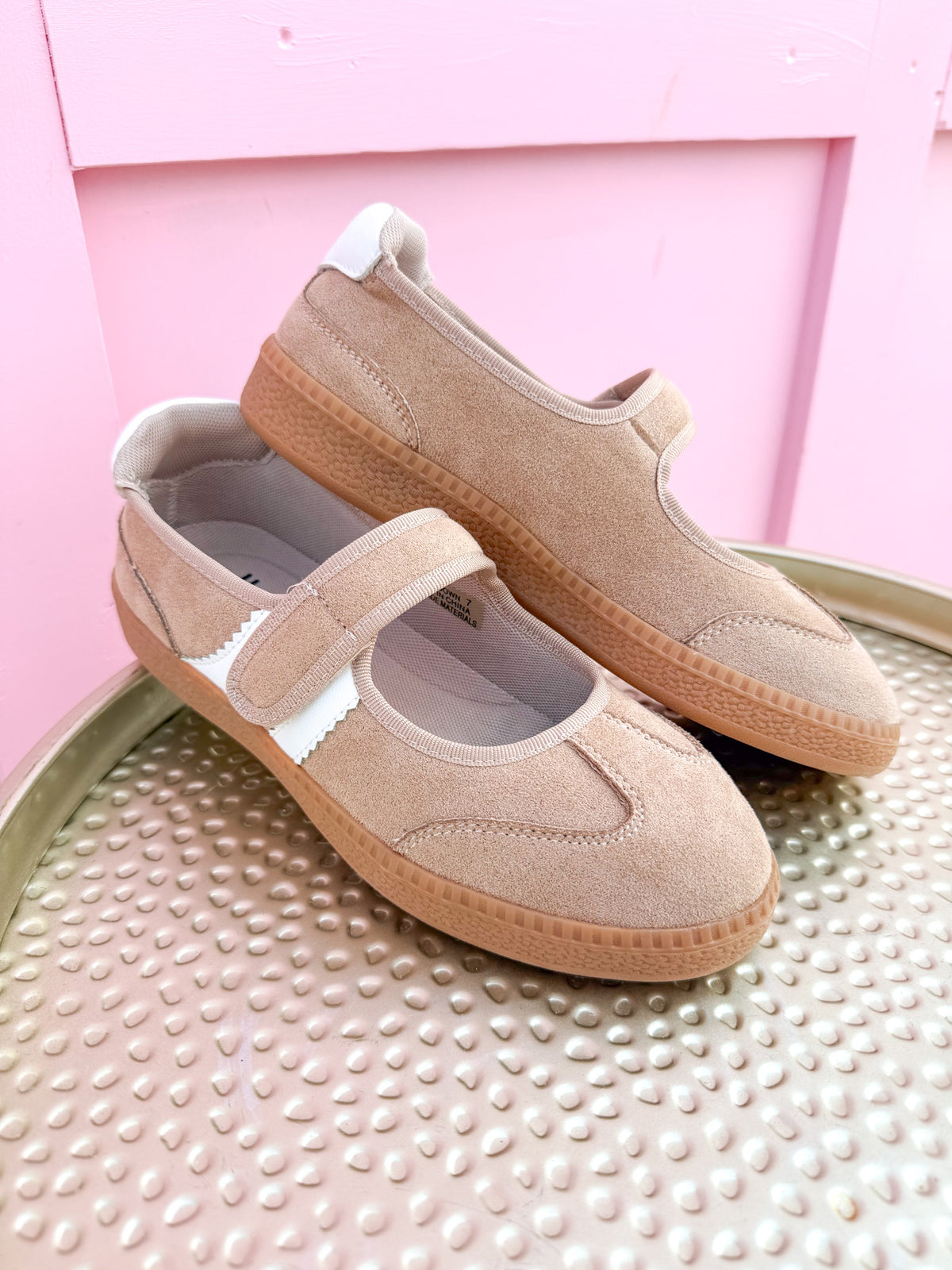 CORKYS | Calm Down - Camel Faux Suede