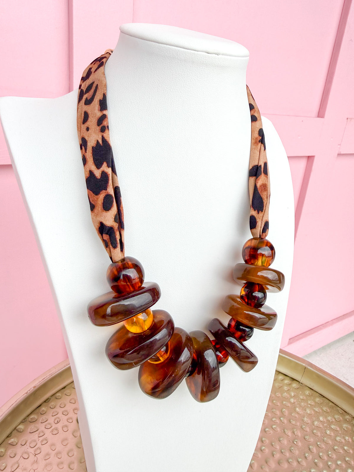 LOVE LEMON LANE | Resin Disc Leopard Statement Necklace - Brown Tortoise
