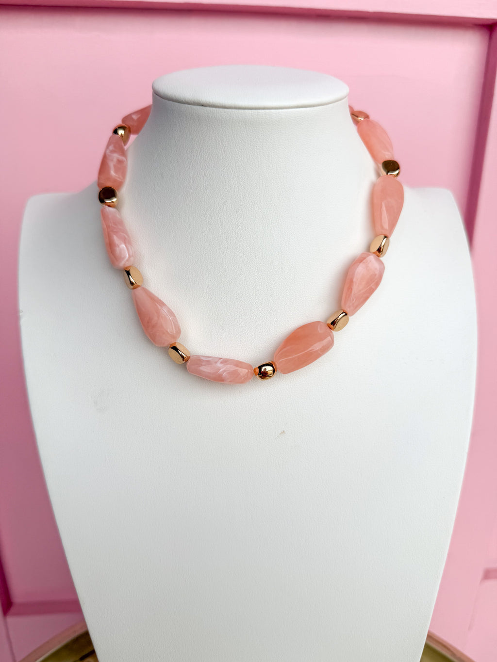 LOVE LEMON LANE | Statement Beaded Necklace - Pink