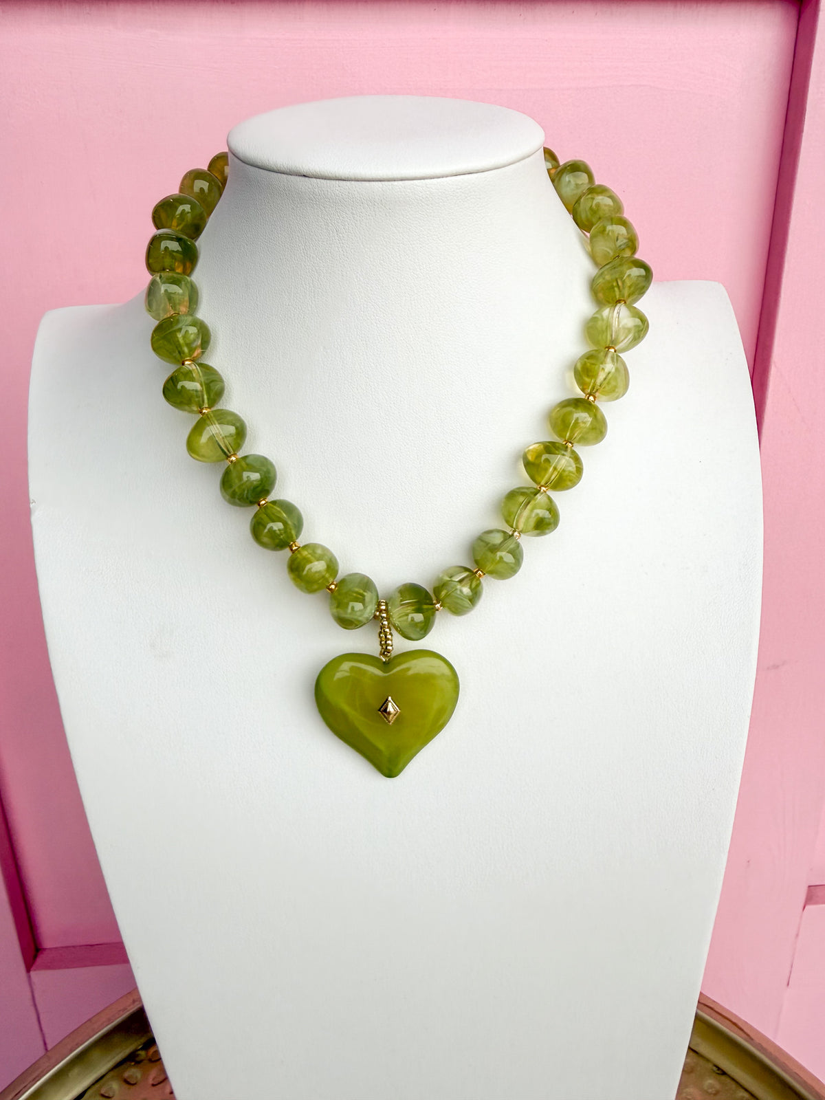 LOVE LEMON LANE | Oval Pebble Beaded Necklace With Heart Pendant - Chartreuse